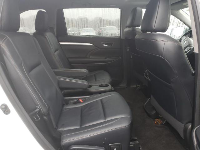 Photo 10 from auction – 2017 TOYOTA HIGHLANDER with VIN 5TDJZRFH9HS512991