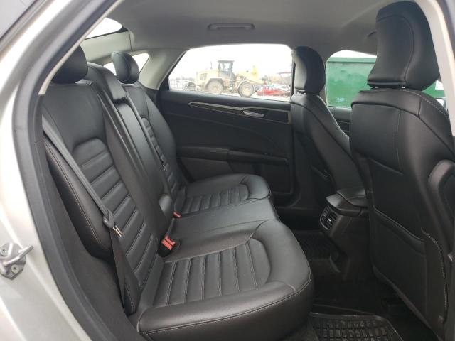 Photo 10 from auction – 2016 FORD FUSION SE with VIN 3FA6P0HD2GR299942