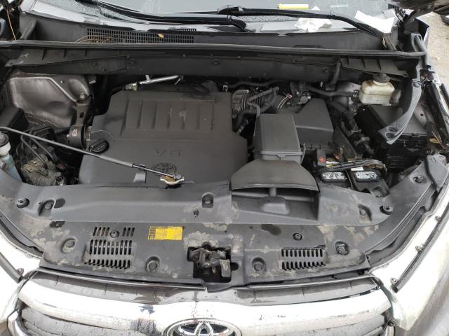 Photo 11 from auction – 2015 TOYOTA HIGHLANDER with VIN 5TDBKRFH1FS133201