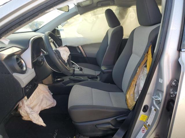 Photo 7 from auction – 2015 TOYOTA RAV4 LE with VIN JTMZFREV7FJ036740