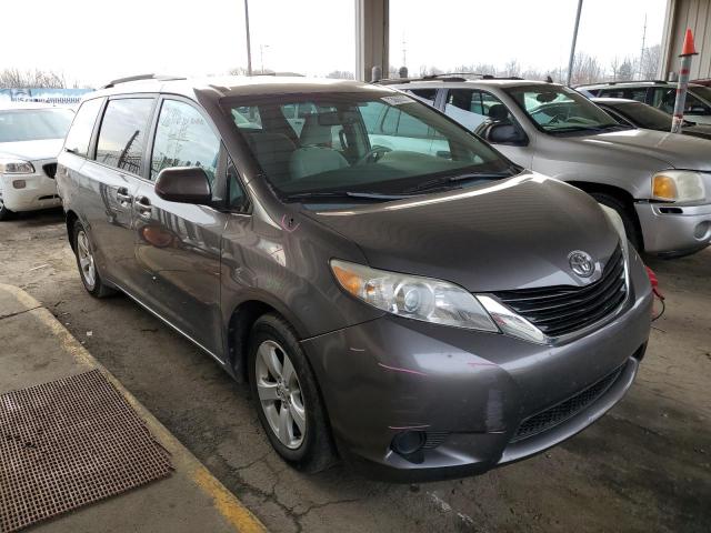 Photo 4 from auction – 2013 TOYOTA SIENNA LE with VIN 5TDKK3DC0DS360476