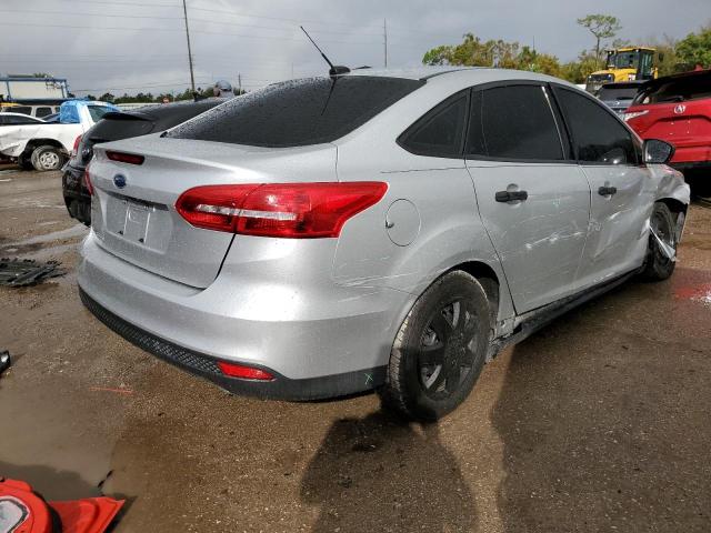 Photo 3 from auction – 2017 FORD FOCUS S with VIN 1FADP3E21HL218523