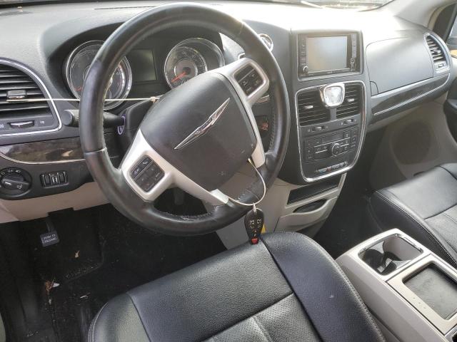 Photo 8 from auction – 2014 CHRYSLER TOWN & COU with VIN 2C4RC1CG6ER252071