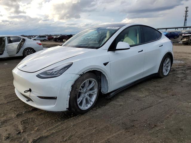 TESLA MODEL Y 2022 with VIN 7SAYGDEEXNF425005 - Photo from auction