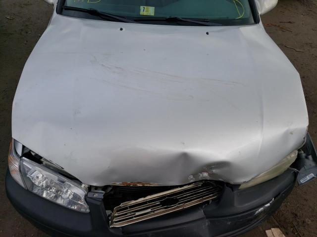 Photo 11 from auction – 2000 TOYOTA CAMRY CE with VIN 4T1BG22K2YU000547