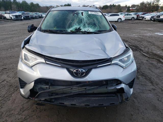 Photo 5 from auction – 2017 TOYOTA RAV4 LE with VIN 2T3BFREV4HW690634