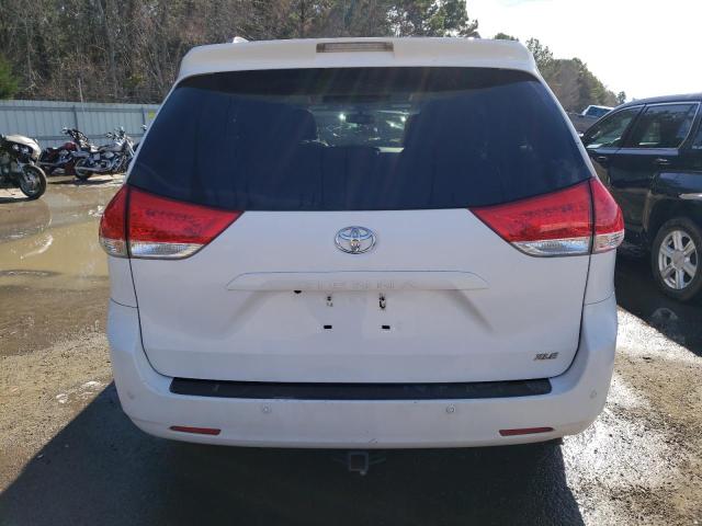 Photo 6 from auction – 2011 TOYOTA SIENNA XLE with VIN 5TDYK3DC1BS101910