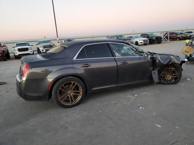 Photo 3 from auction – 2016 CHRYSLER 300 LIMITE with VIN 2C3CCARG8GH238988