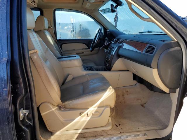 Photo 7 from auction – 2008 CHEVROLET SUBURBAN K with VIN 3GNFK16398G128957