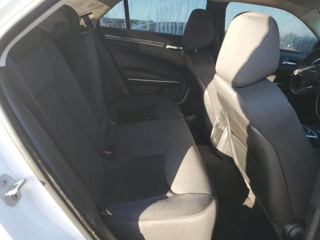 Photo 10 from auction – 2019 CHRYSLER 300 TOURIN with VIN 2C3CCAAG7KH612270