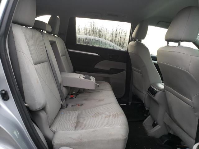 Photo 11 from auction – 2015 TOYOTA HIGHLANDER with VIN 5TDBKRFH0FS099901