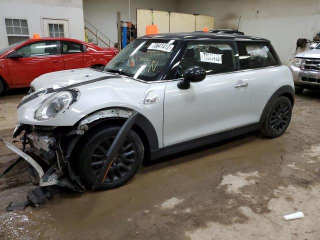 MINI COOPER S 2015 with VIN WMWXP7C54F2A38080 - Photo from auction