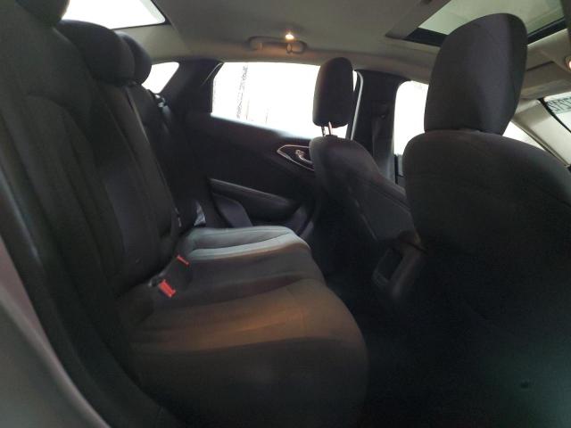 Photo 10 from auction – 2015 CHRYSLER 200 LIMITE with VIN 1C3CCCAB5FN621434