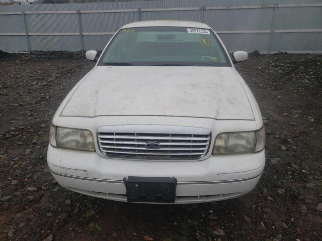 Photo 5 from auction – 1999 FORD CROWN VICT with VIN 2FAFP73W7XX231672