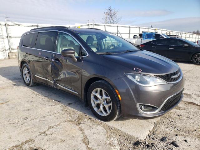 Photo 4 from auction – 2017 CHRYSLER PACIFICA T with VIN 2C4RC1BG8HR519412