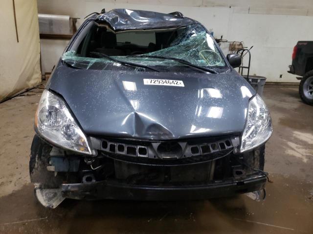 Photo 5 from auction – 2010 TOYOTA SIENNA CE with VIN 5TDKK4CC2AS328471