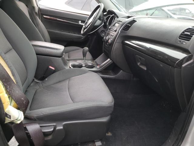Photo 7 from auction – 2013 KIA SORENTO LX with VIN 5XYKTDA20DG390718