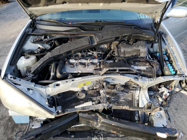 Photo 11 from auction – 2004 TOYOTA CAMRY LE with VIN 4T1BF30K74U572302