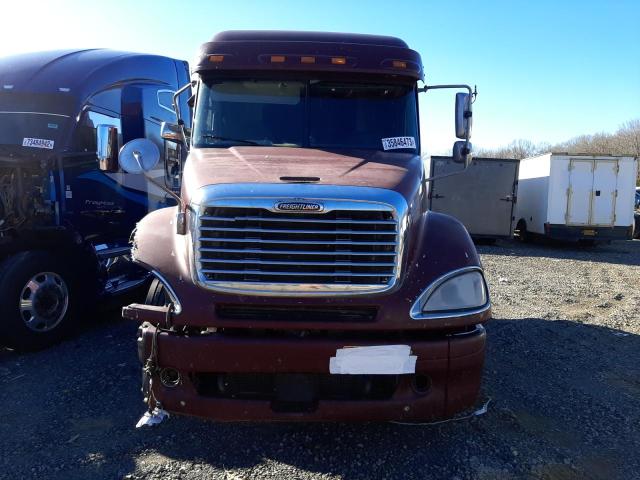 Photo 7 from auction – 2005 FREIGHTLINER CONVENTION with VIN 1FUJA6CK65LM74244