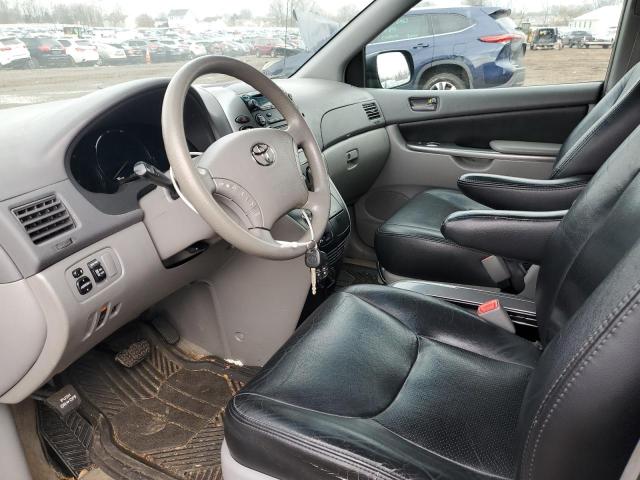 Photo 7 from auction – 2010 TOYOTA SIENNA LE with VIN 5TDJK4CCXAS032786