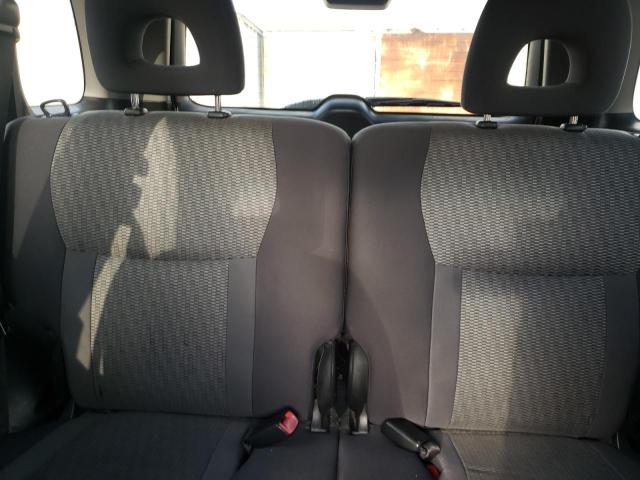 Photo 10 from auction – 2004 TOYOTA RAV4 with VIN JTEGD20V240024151