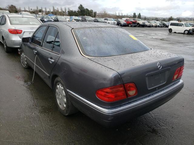 Photo 2 from auction – 1998 MERCEDES-BENZ E 320 with VIN WDBJF65FXWA493738