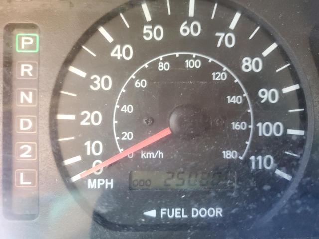 Photo 9 from auction – 2000 TOYOTA SIENNA LE with VIN 4T3ZF13C0YU292399