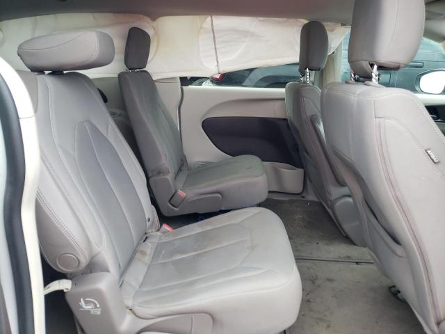 Photo 11 from auction – 2017 CHRYSLER PACIFICA T with VIN 2C4RC1DG7HR518104