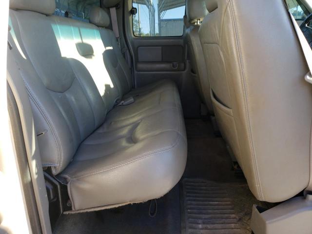 Photo 10 from auction – 2003 CHEVROLET SILVERADO with VIN 1GCHC29163E147156