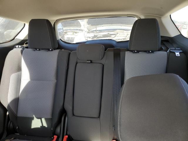 Photo 10 from auction – 2017 FORD ESCAPE SE with VIN 1FMCU0GD0HUB42262