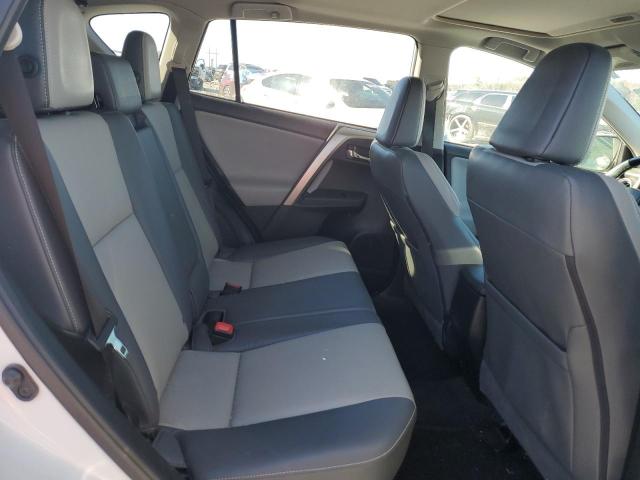 Photo 11 from auction – 2015 TOYOTA RAV4 LIMIT with VIN 2T3YFREV4FW136680