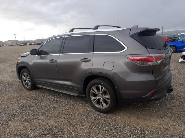 Photo 2 from auction – 2015 TOYOTA HIGHLANDER with VIN 5TDJKRFHXFS136271