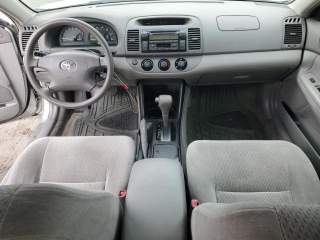 Photo 8 from auction – 2002 TOYOTA CAMRY LE with VIN JTDBE32K820121095