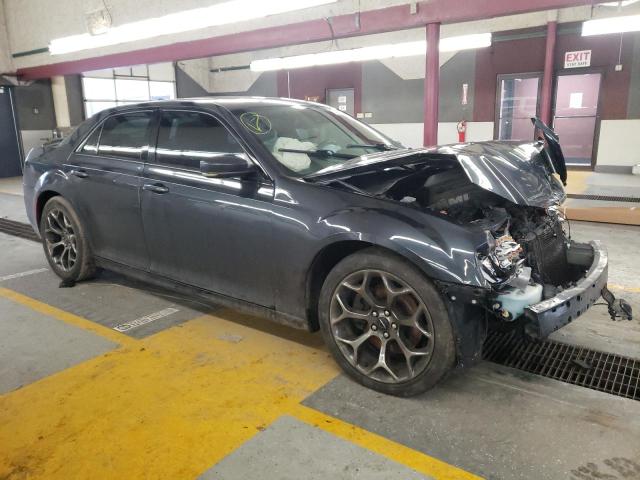 Photo 4 from auction – 2016 CHRYSLER 300 S with VIN 2C3CCABT1GH230982
