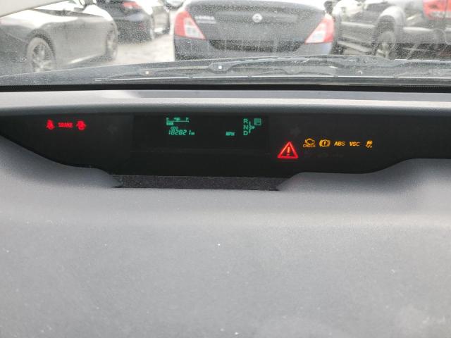 Photo 9 from auction – 2005 TOYOTA PRIUS with VIN JTDKB20U253072146