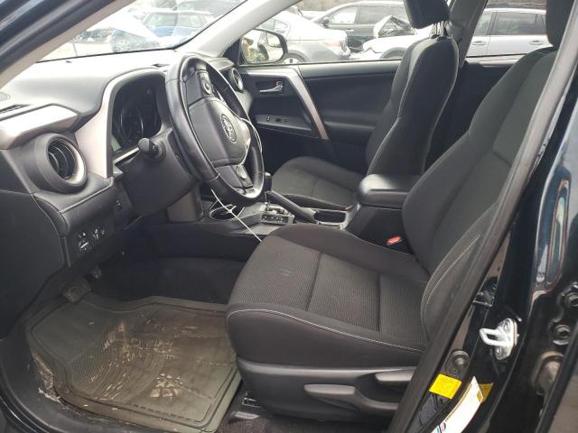 Photo 7 from auction – 2017 TOYOTA RAV4 XLE with VIN JTMRFREV2HD198647