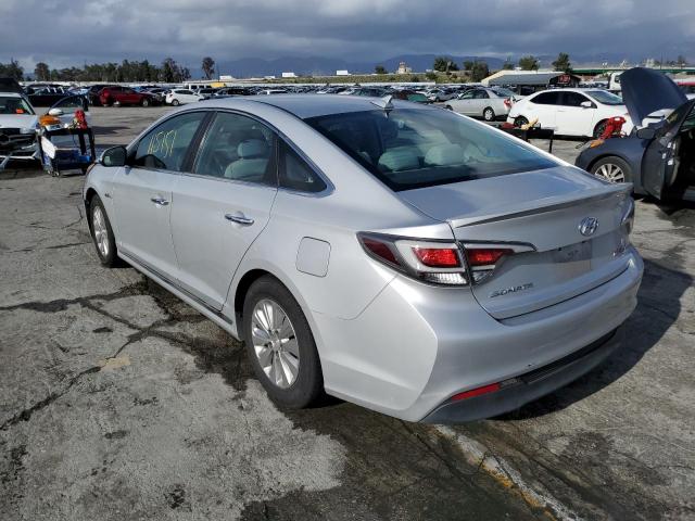 Photo 2 from auction – 2016 HYUNDAI SONATA HYB with VIN KMHE24L13GA011957
