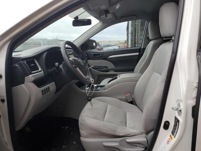 Photo 7 from auction – 2015 TOYOTA HIGHLANDER with VIN 5TDZKRFH5FS051504