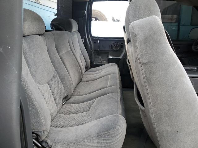 Photo 10 from auction – 2005 CHEVROLET SILVERADO with VIN 2GCEC19V951354936