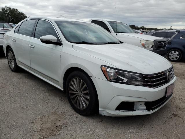 Photo 4 from auction – 2016 VOLKSWAGEN PASSAT SE with VIN 1VWBS7A32GC035178