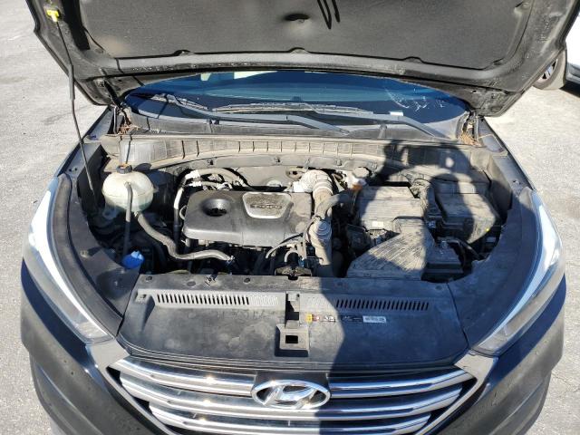 Photo 12 from auction – 2017 HYUNDAI TUCSON LIM with VIN KM8J33A2XHU433743