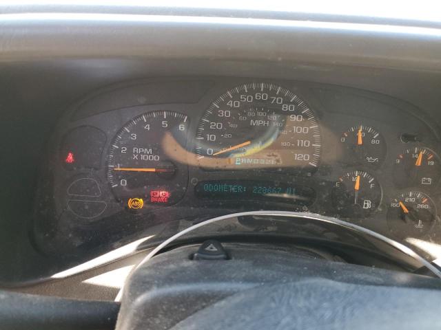 Photo 9 from auction – 2004 CHEVROLET SILVERADO with VIN 2GCEC19TX41277670