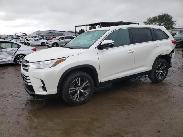 TOYOTA HIGHLANDER 2019 with VIN 5TDZZRFH7KS307406 - Photo from auction