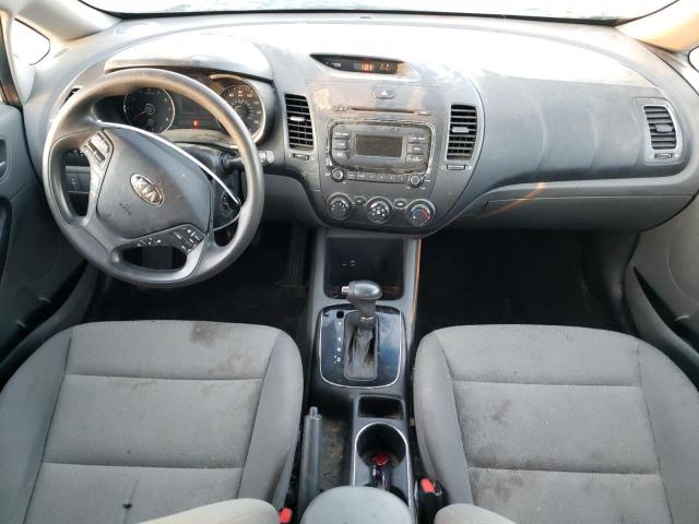 Zdjęcie 8 z aukcji – 2017 KIA FORTE LX z VIN 3KPFK4A74HE039622