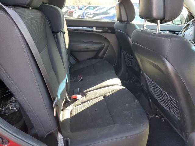 Photo 11 from auction – 2015 KIA SORENTO LX with VIN 5XYKTDA70FG597236