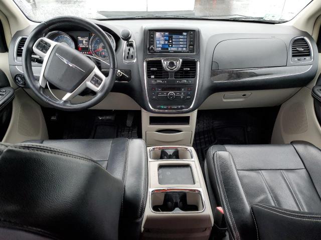 Photo 8 from auction – 2015 CHRYSLER TOWN & COU with VIN 2C4RC1BG4FR644744