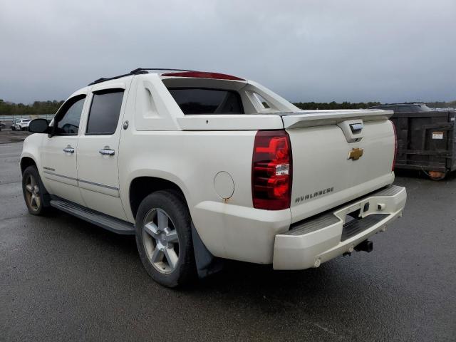 Photo 2 from auction – 2013 CHEVROLET AVALANCHE with VIN 3GNTKGE73DG342055