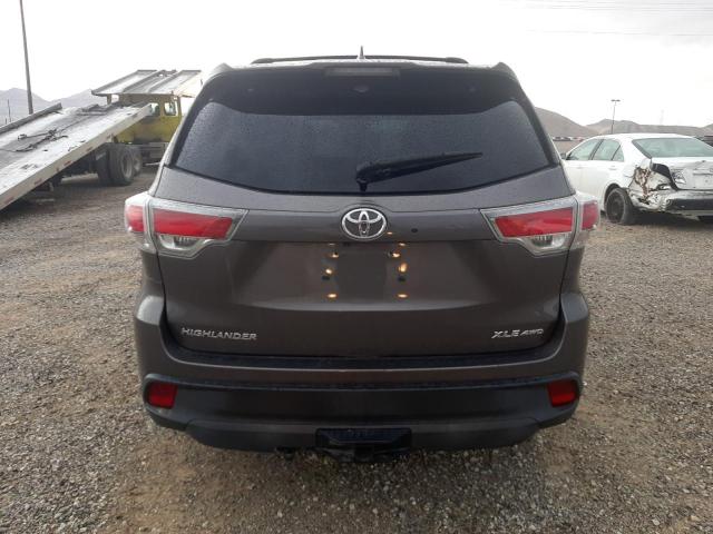 Photo 6 from auction – 2015 TOYOTA HIGHLANDER with VIN 5TDJKRFHXFS136271