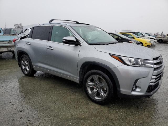 Photo 4 from auction – 2019 TOYOTA HIGHLANDER with VIN 5TDDZRFHXKS950150