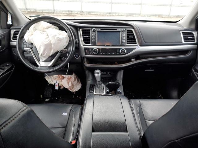 Photo 8 from auction – 2017 TOYOTA HIGHLANDER with VIN 5TDKZRFH9HS217751